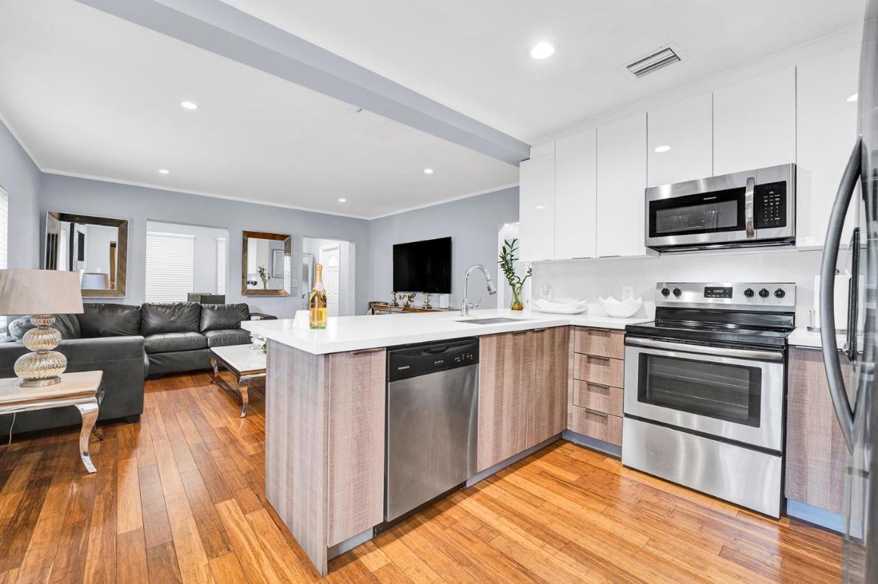 Very Modern Buena Vista Gem Near Wynwood Villa Маями Екстериор снимка