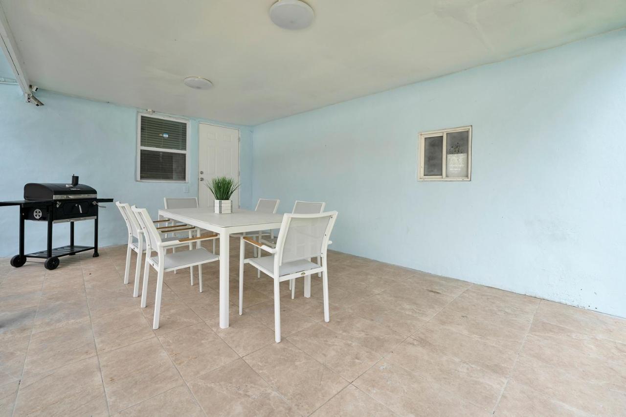 Very Modern Buena Vista Gem Near Wynwood Villa Маями Екстериор снимка